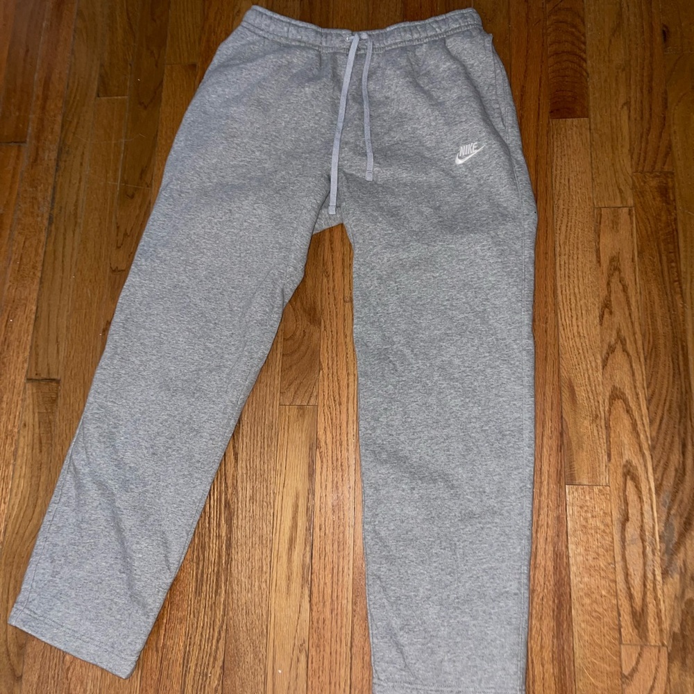 Nike Sweatpants (Men’s)